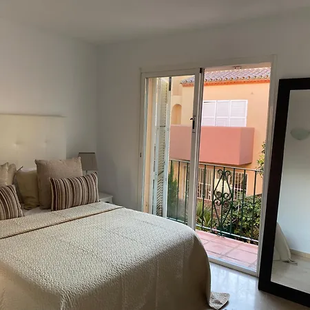 Condes De Iza Nueva Andalucia Сasa de vacaciones *